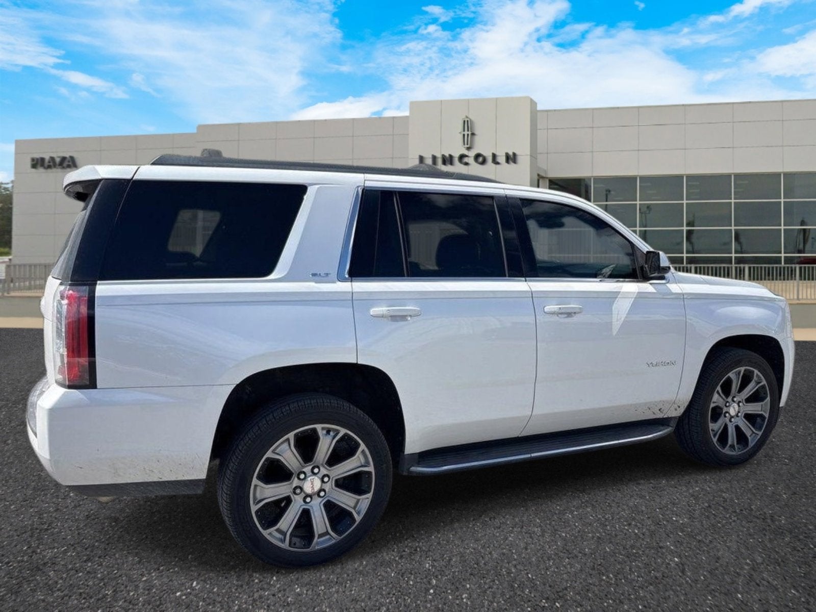 2018 GMC Yukon SLT