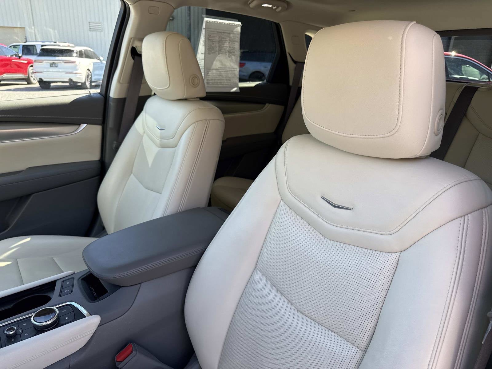 2021 Cadillac XT5 FWD Premium Luxury