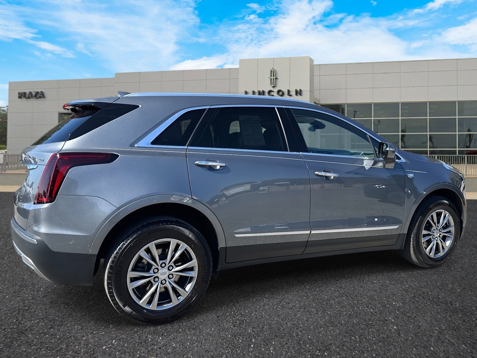 2021 Cadillac XT5 FWD Premium Luxury