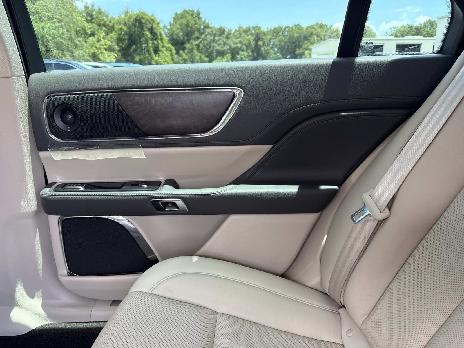 2018 Lincoln Continental Reserve