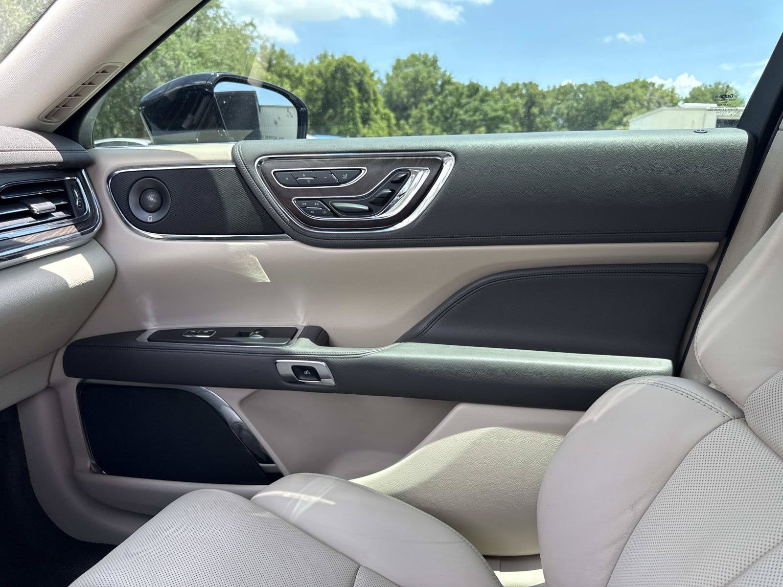 2018 Lincoln Continental Reserve
