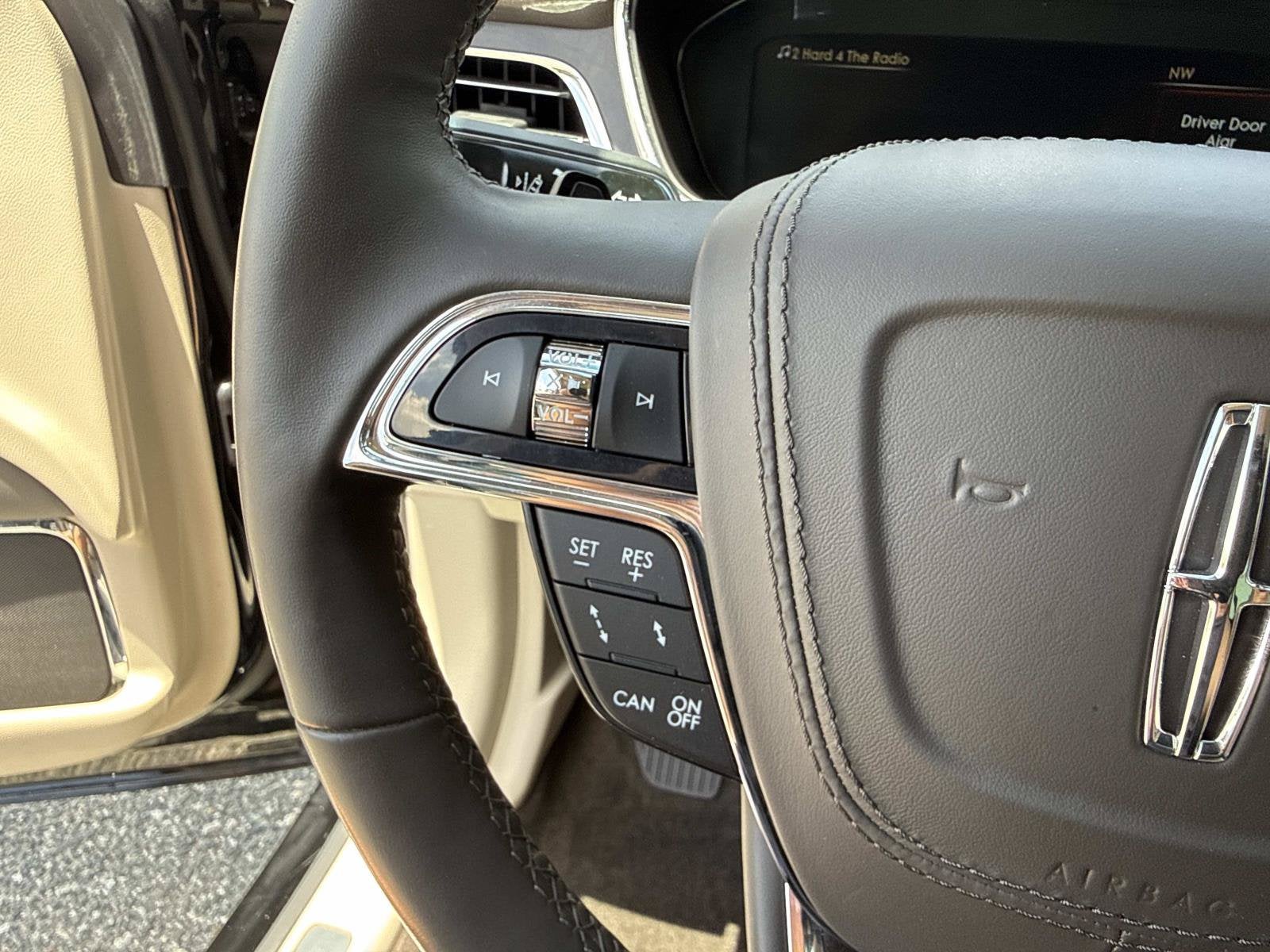 2018 Lincoln Continental Reserve