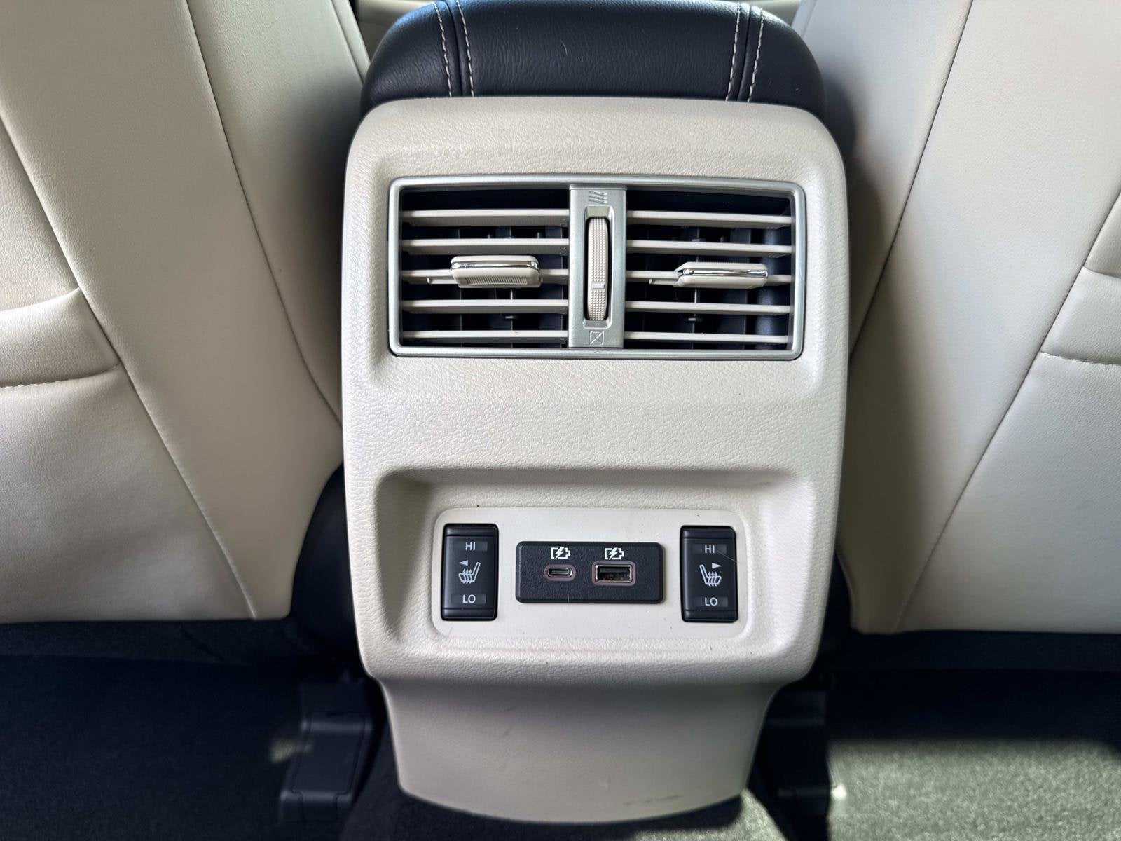 2023 Nissan Maxima Platinum