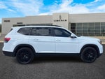 2025 Volkswagen Atlas 2.0T SE with Technology