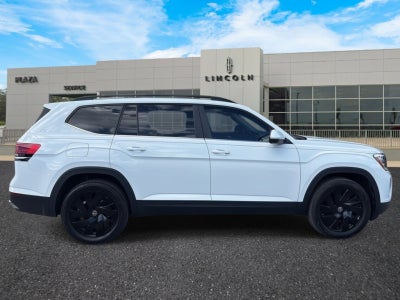 2025 Volkswagen Atlas 2.0T SE with Technology