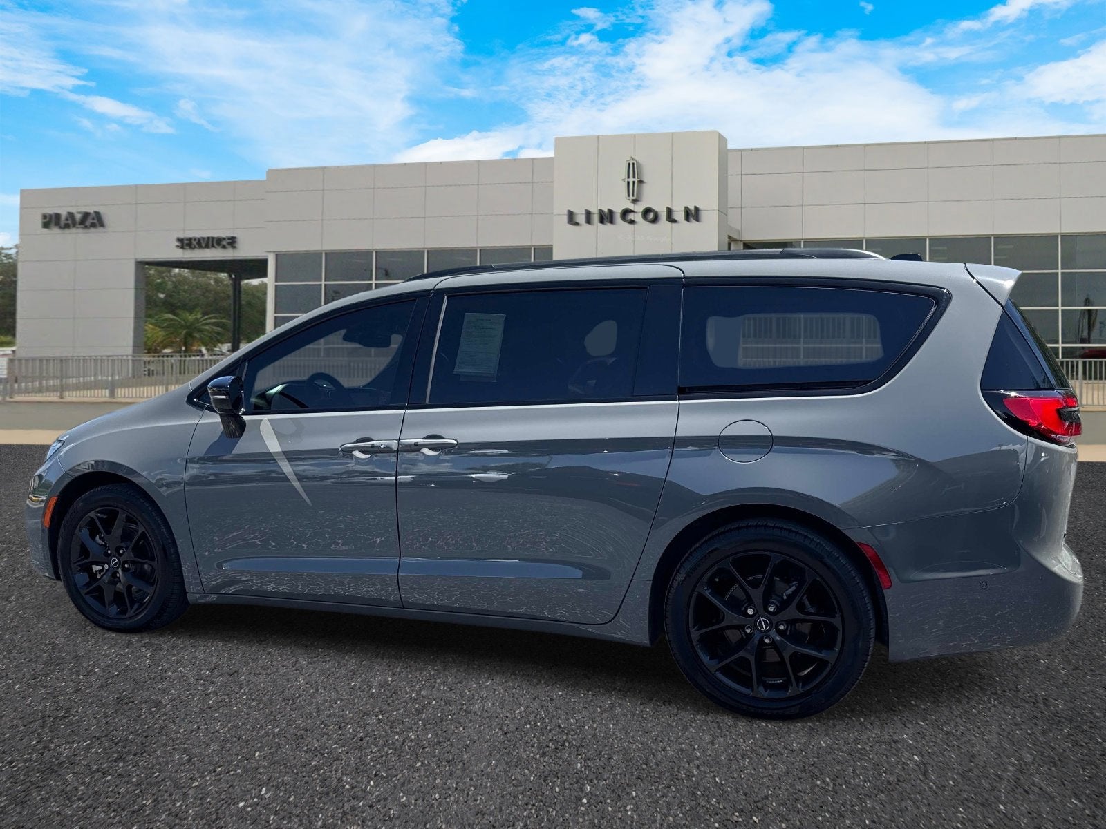 2025 Chrysler Pacifica Limited