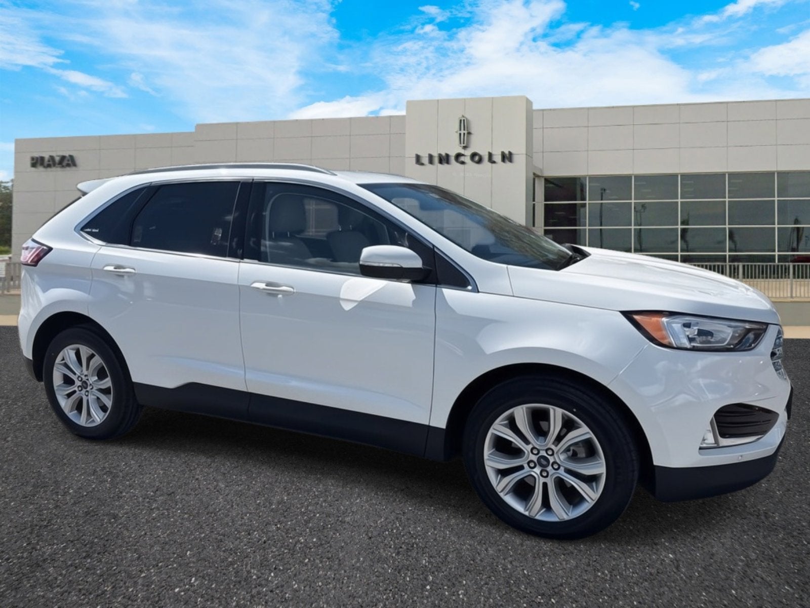2020 Ford Edge Titanium
