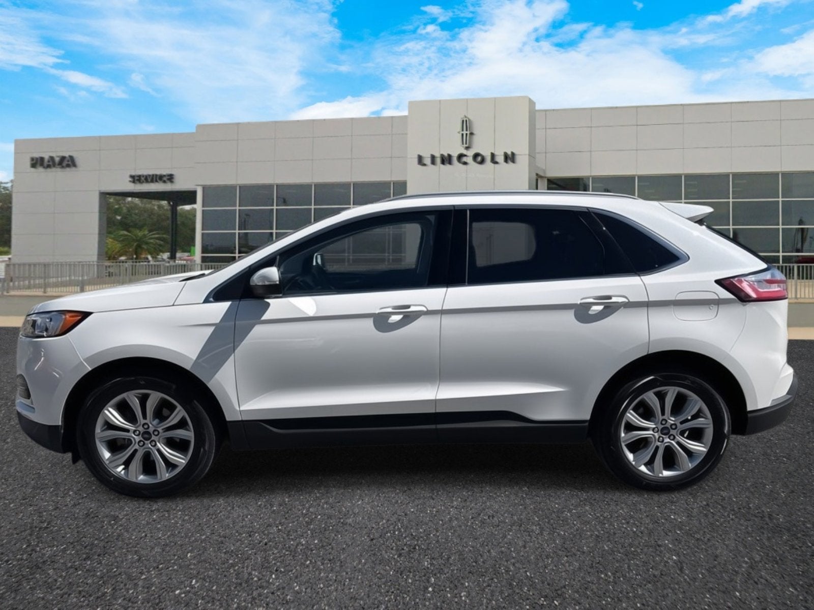 2020 Ford Edge Titanium