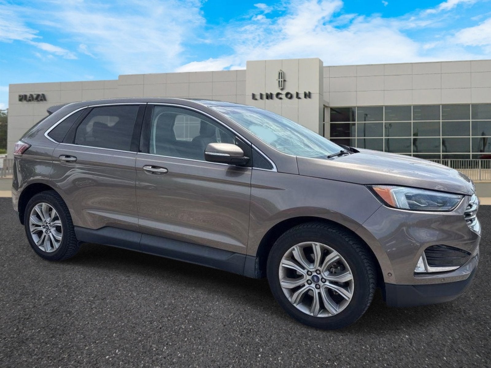 2019 Ford Edge Titanium