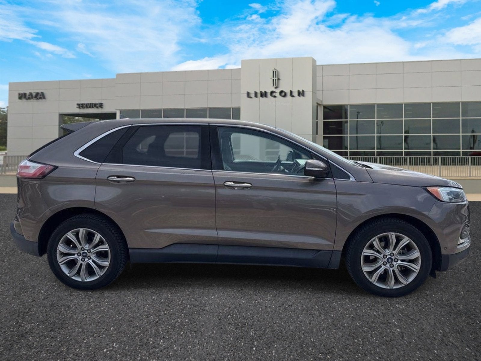 2019 Ford Edge Titanium