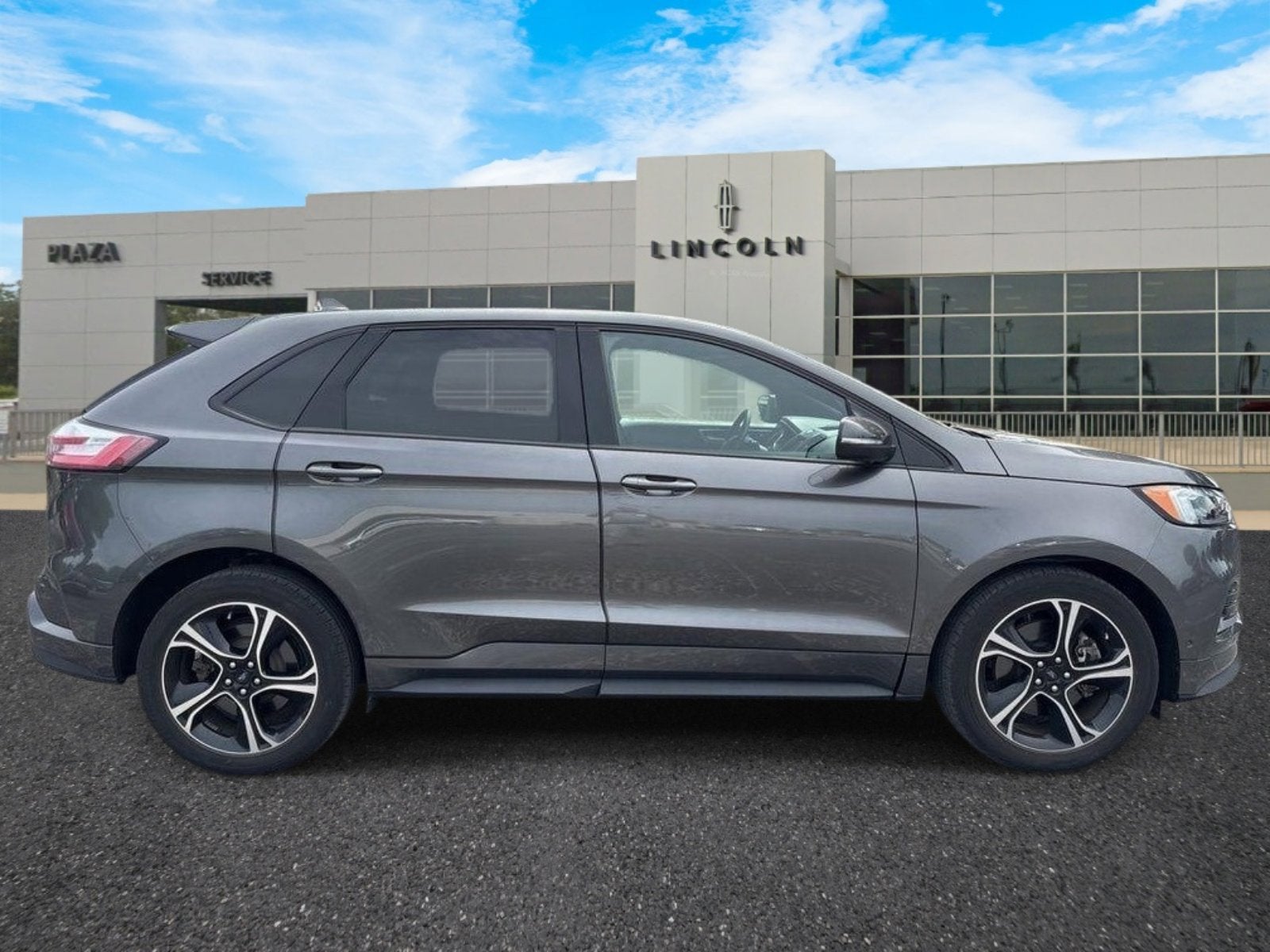 2020 Ford Edge ST