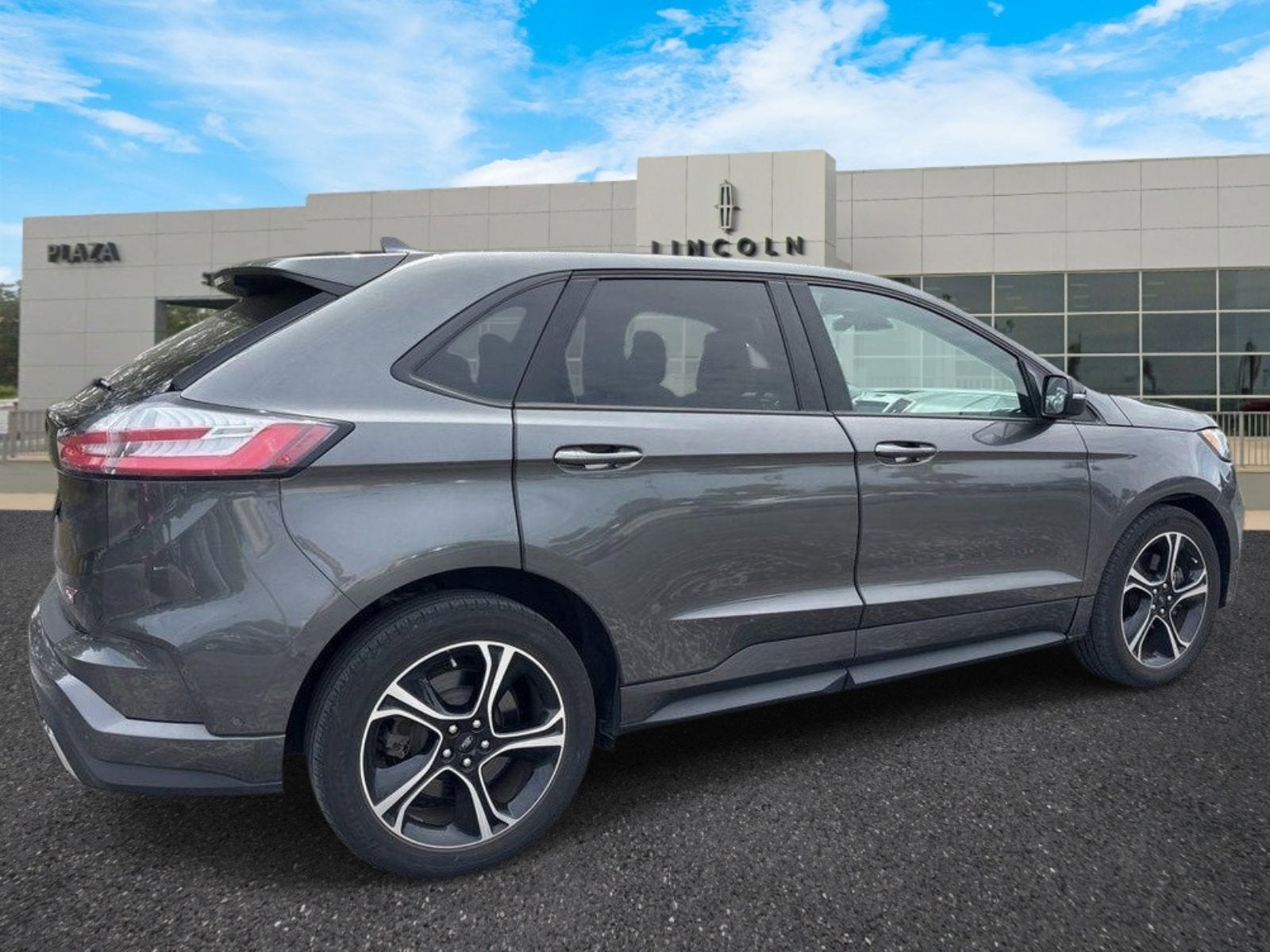 2020 Ford Edge ST