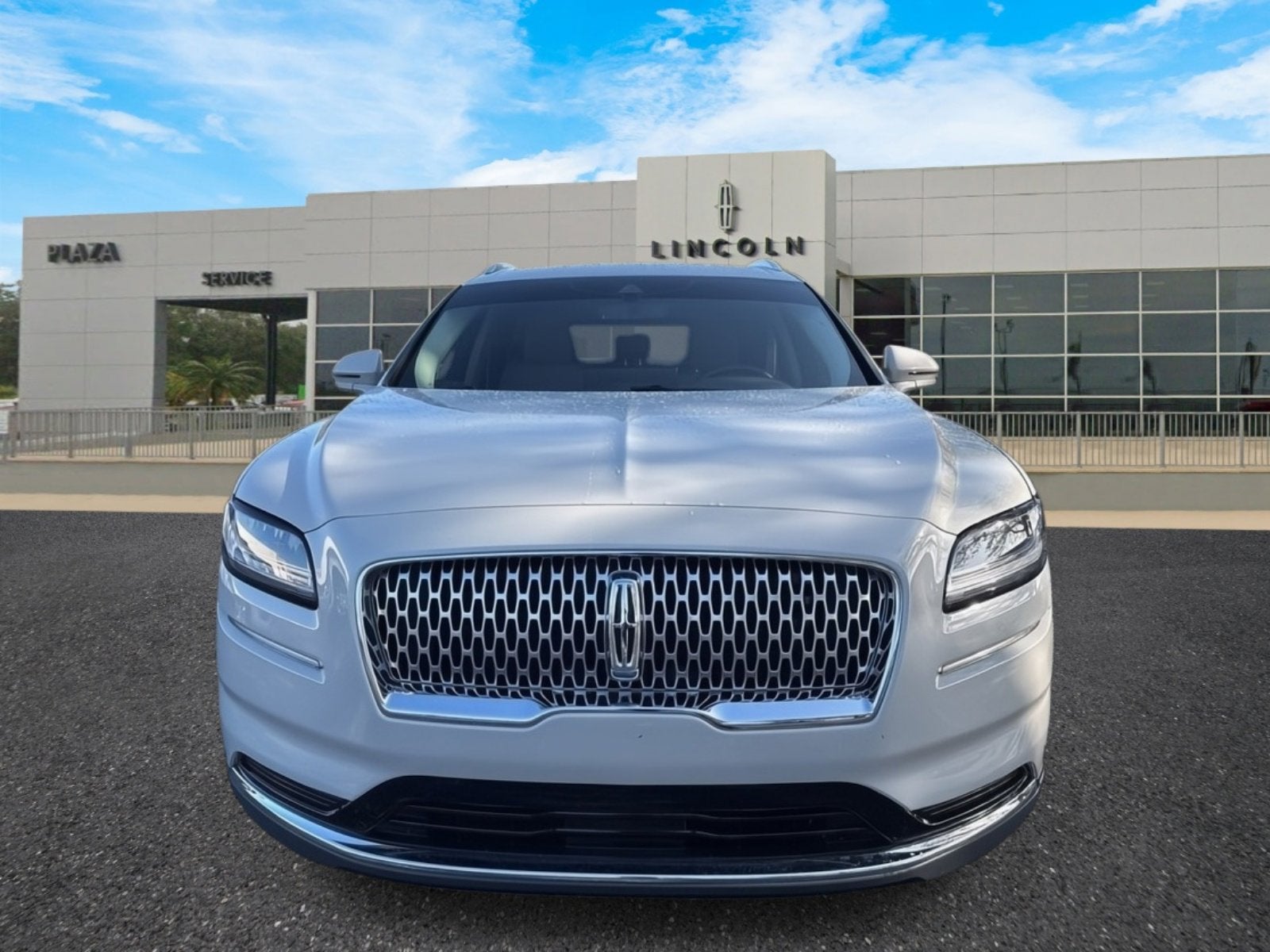2022 Lincoln Nautilus Standard