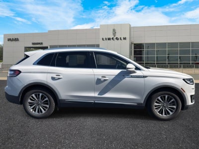 2019 Lincoln Nautilus Select