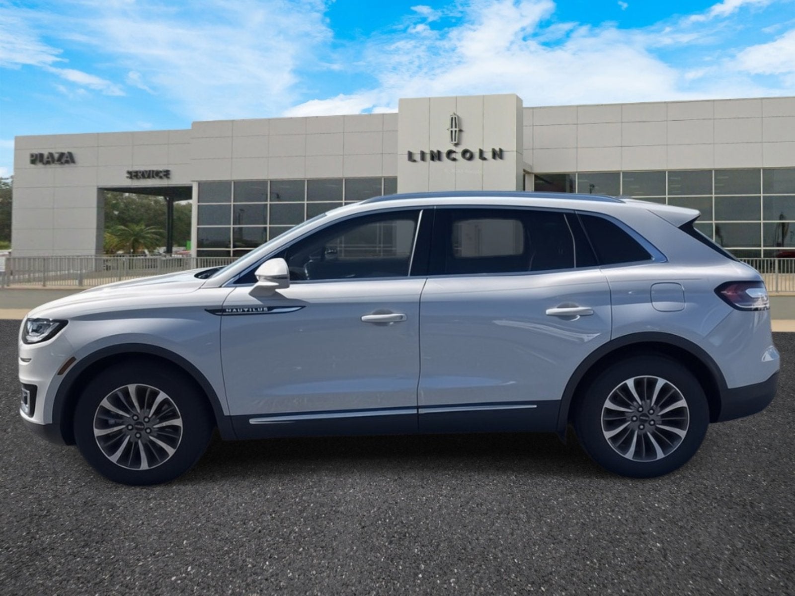 2019 Lincoln Nautilus Select