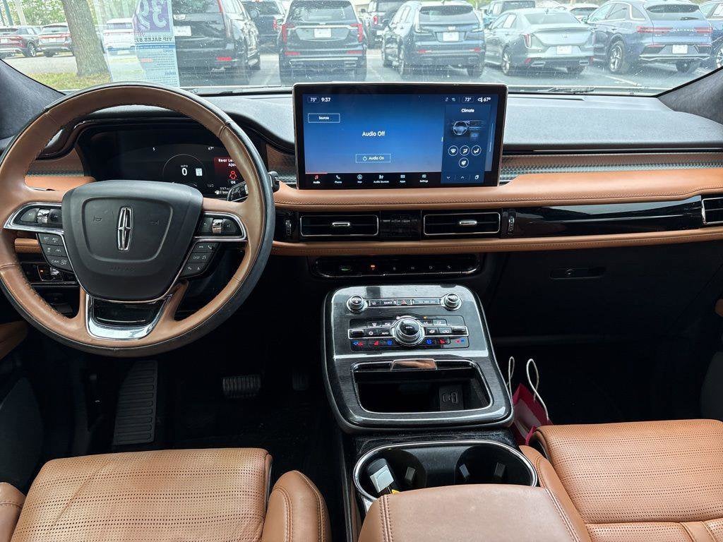 2023 Lincoln Nautilus Black Label