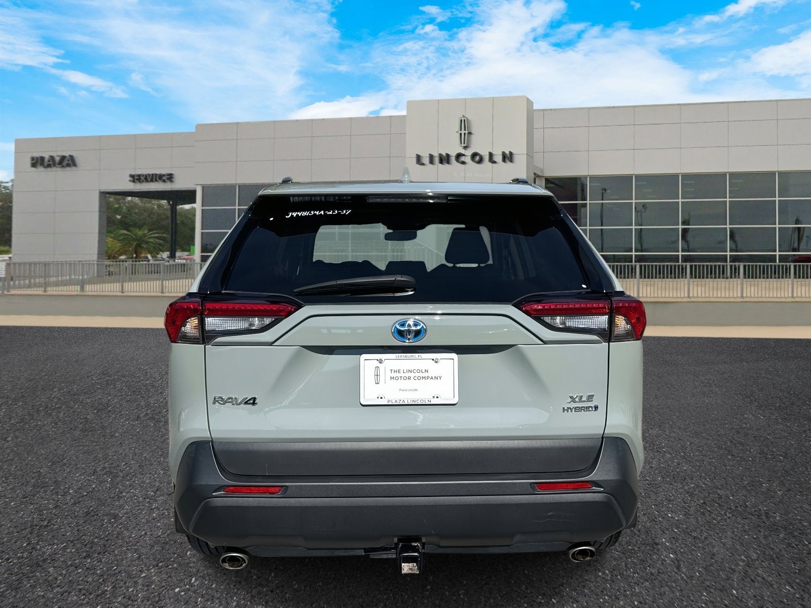 2023 Toyota RAV4 Hybrid XLE