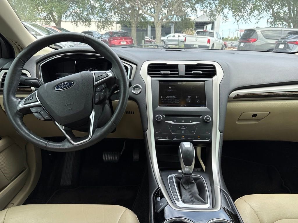 2015 Ford Fusion SE