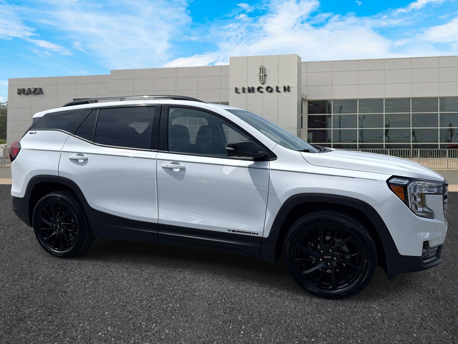 2024 GMC Terrain SLT