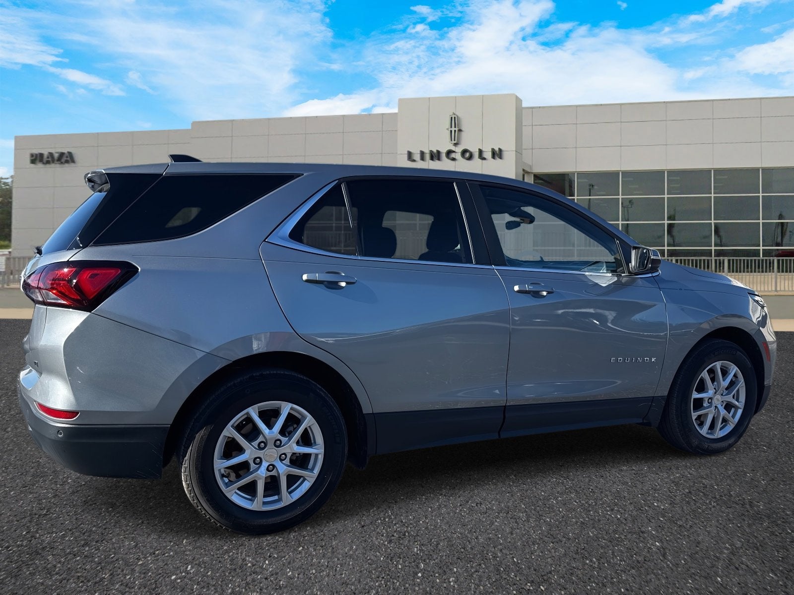 2023 Chevrolet Equinox LT