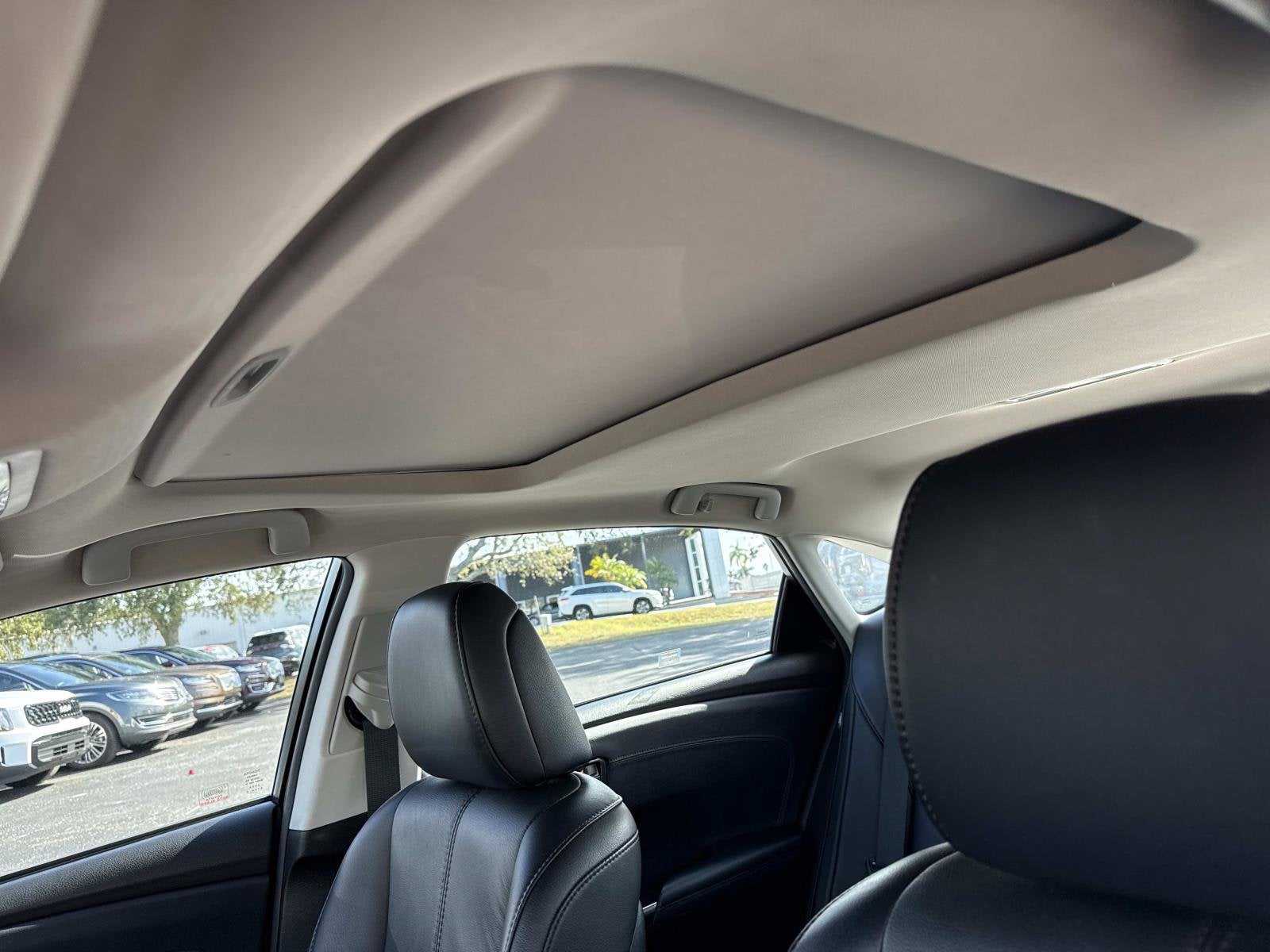 2016 Toyota Avalon Base