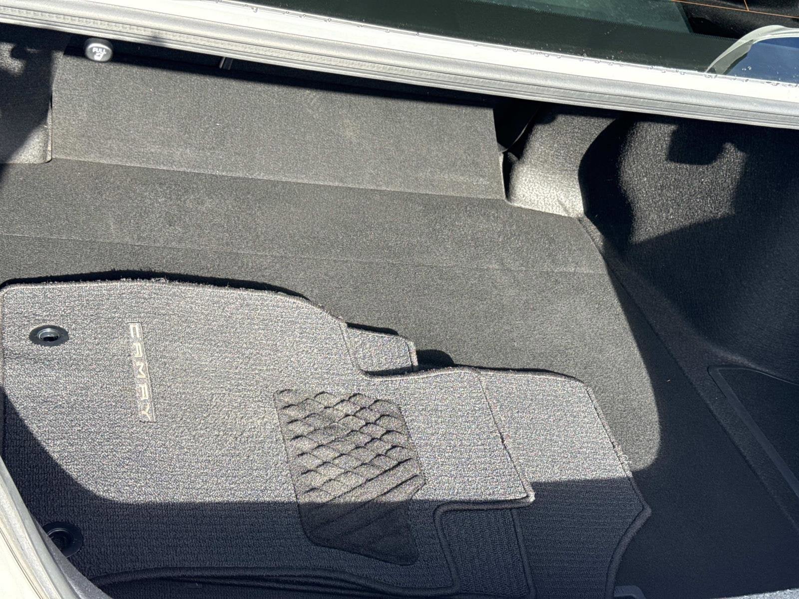 2022 Toyota Camry Hybrid XLE