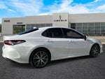 2022 Toyota Camry Hybrid XLE