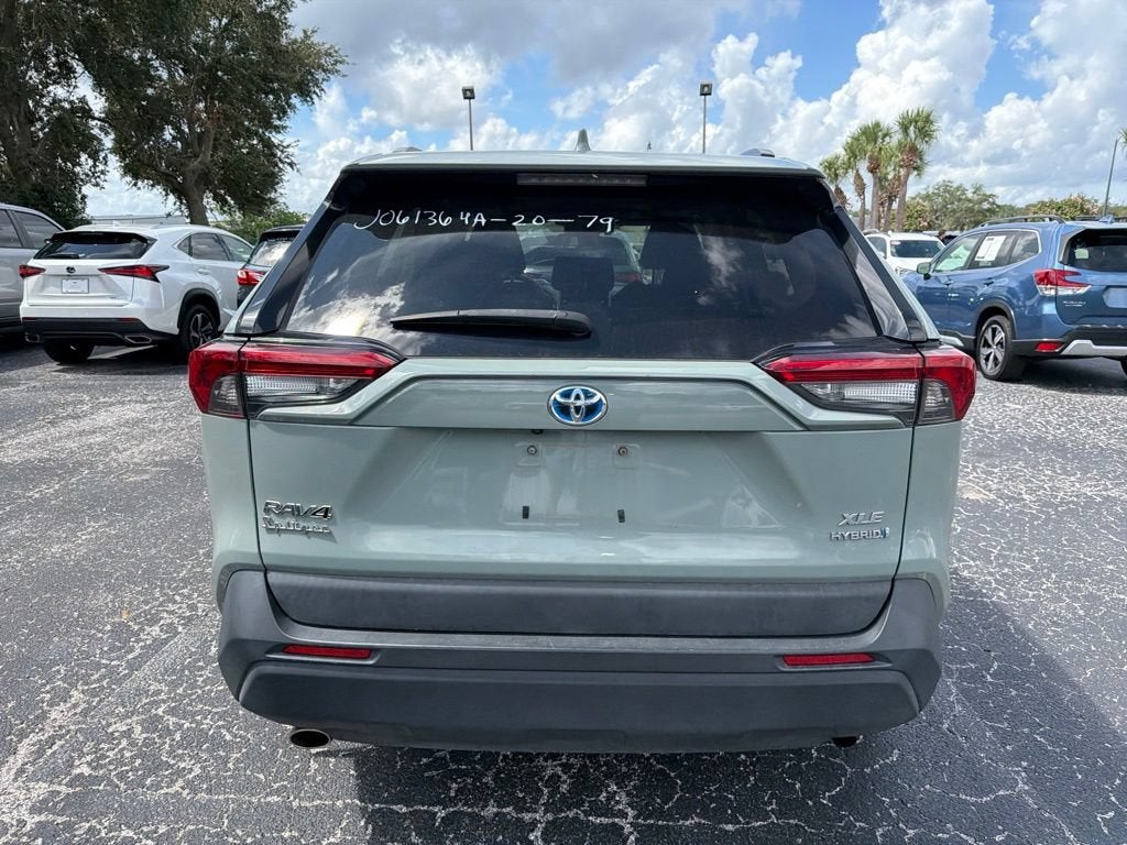 2020 Toyota RAV4 Hybrid XLE