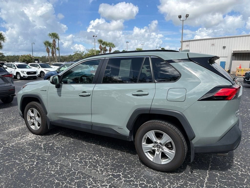2020 Toyota RAV4 Hybrid XLE