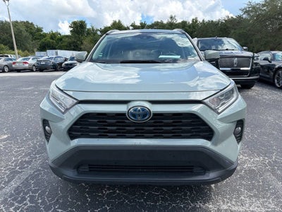 2020 Toyota RAV4 Hybrid XLE