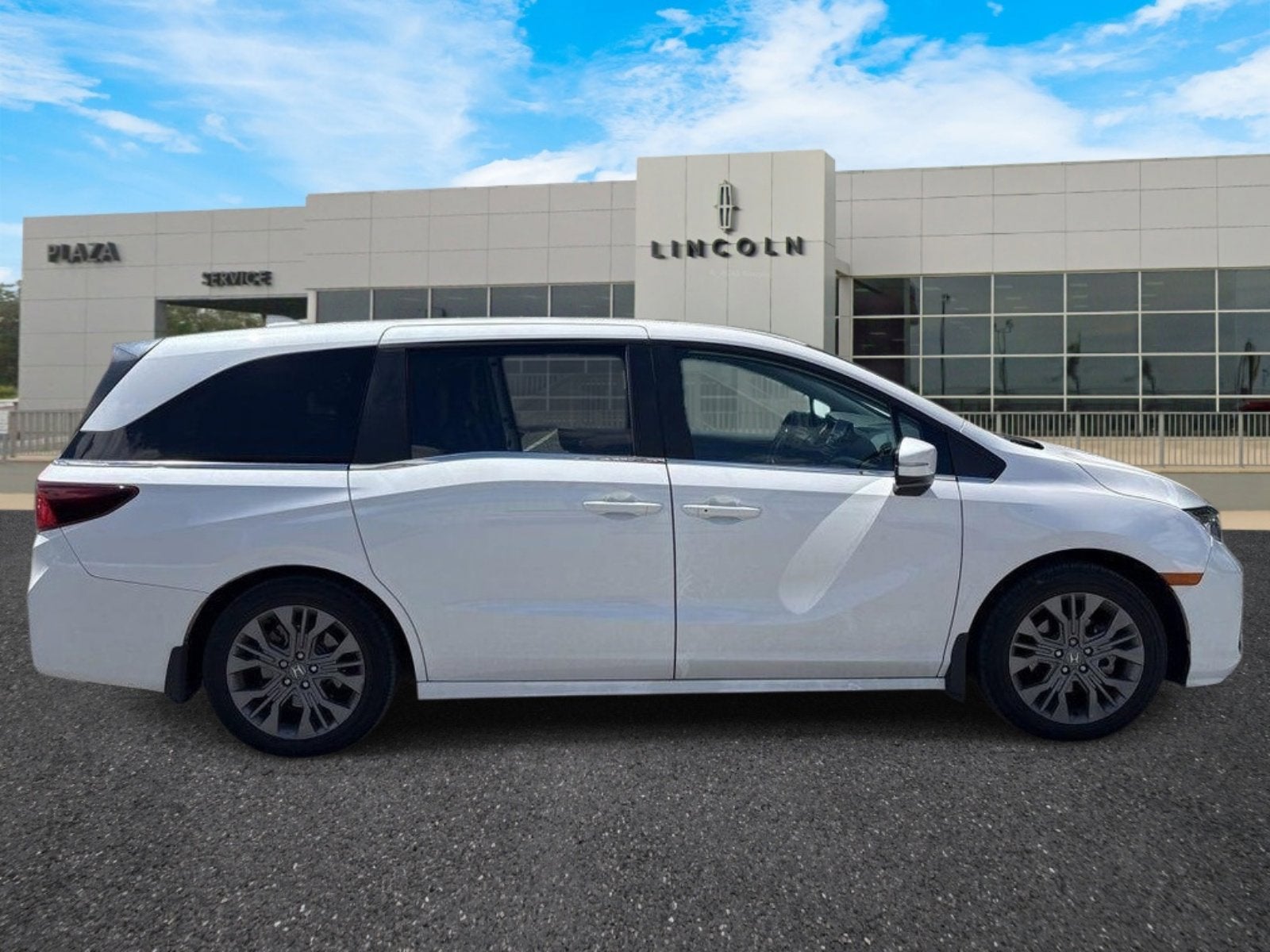 2025 Honda Odyssey Touring