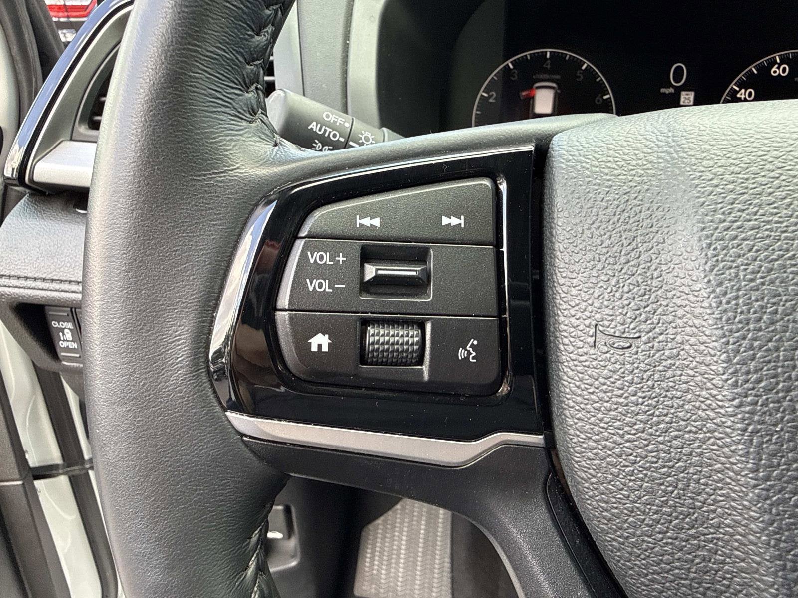 2025 Honda Odyssey Touring