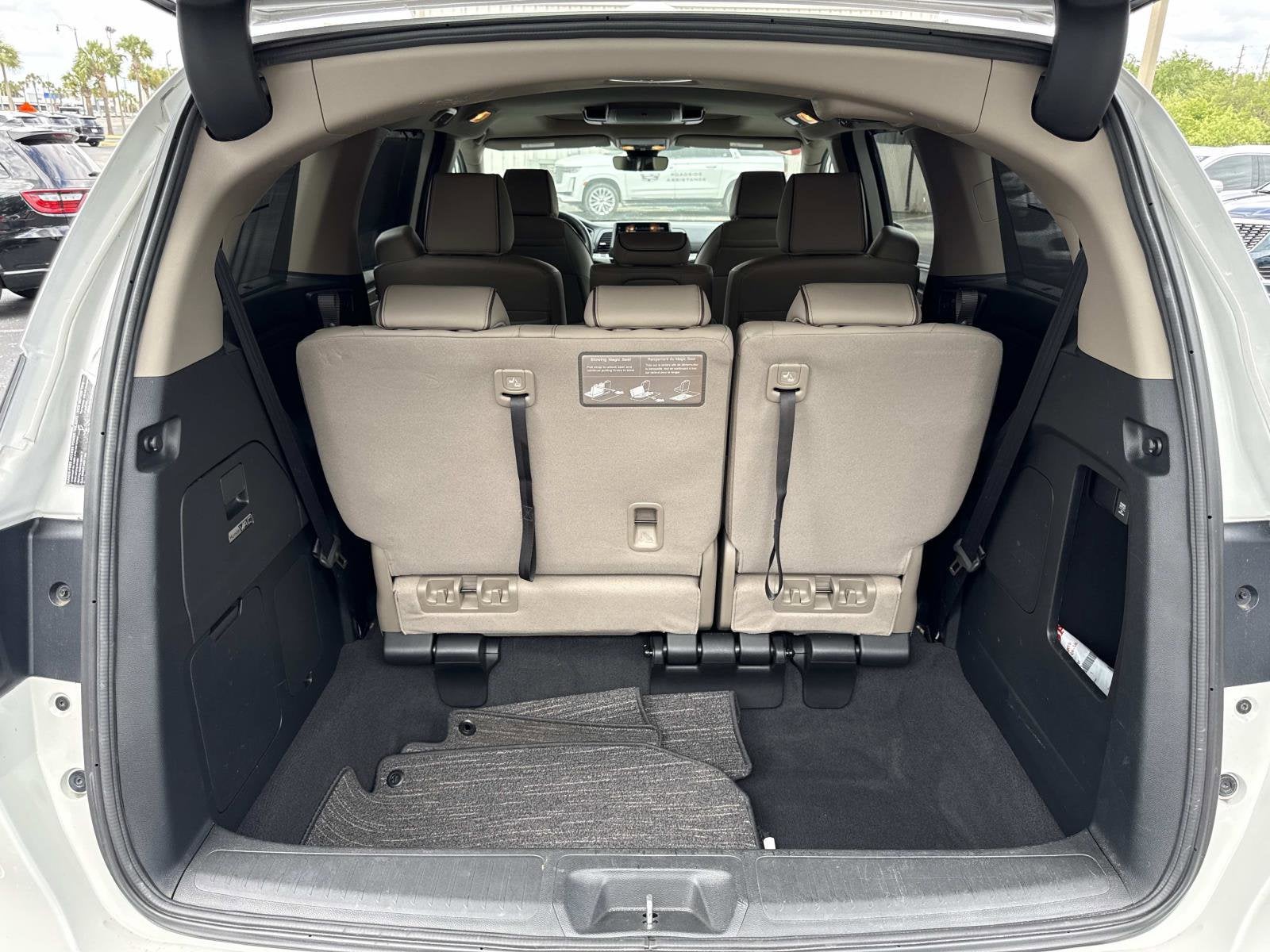 2021 Honda Odyssey Elite