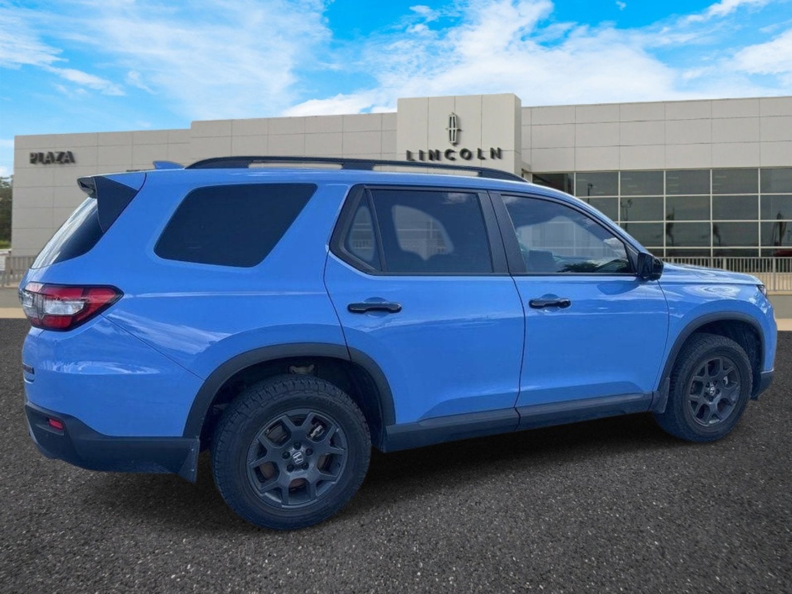 2023 Honda Pilot TrailSport