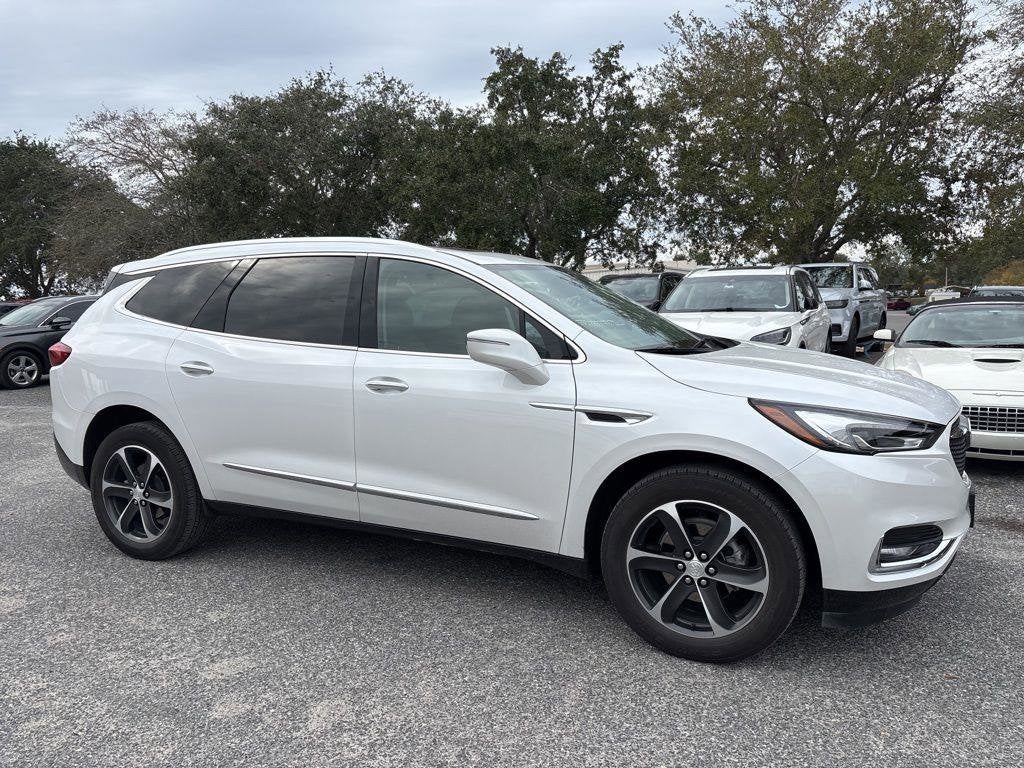 2021 Buick Enclave Essence