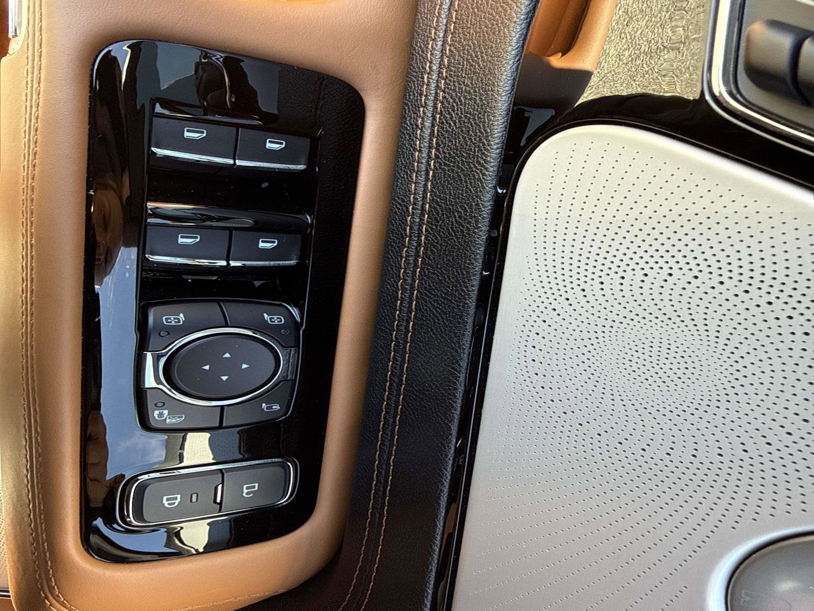 2024 Lincoln Aviator Black Label