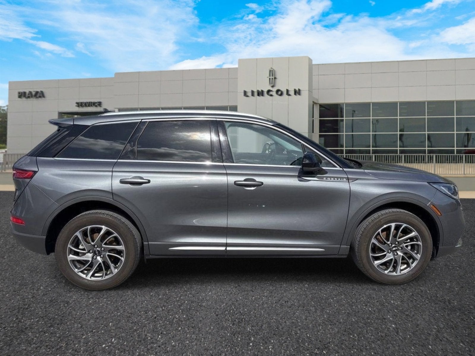 2022 Lincoln Corsair Standard