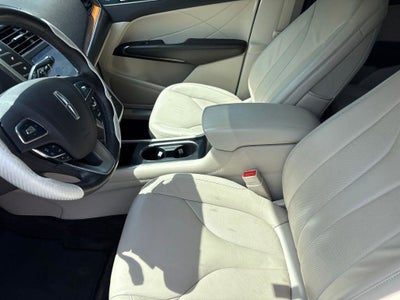 2018 Lincoln MKC Select