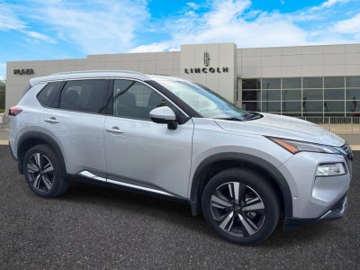 2022 Nissan Rogue SL