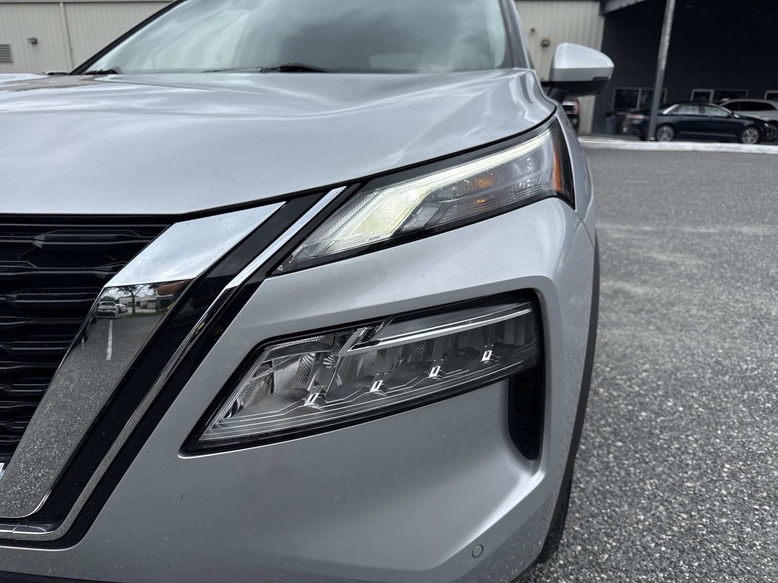 2022 Nissan Rogue SL