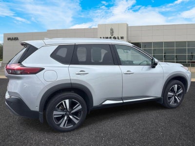 2022 Nissan Rogue SL