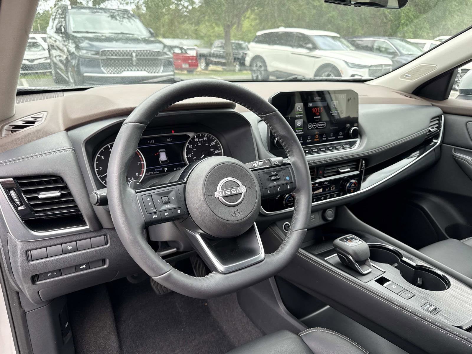 2022 Nissan Rogue SL