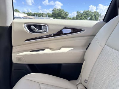 2019 INFINITI QX60 LUXE