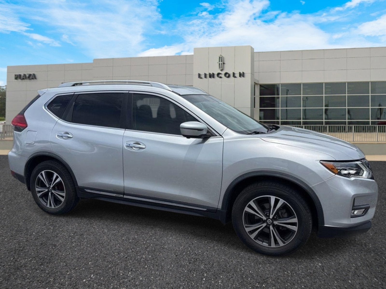 2017 Nissan Rogue SL