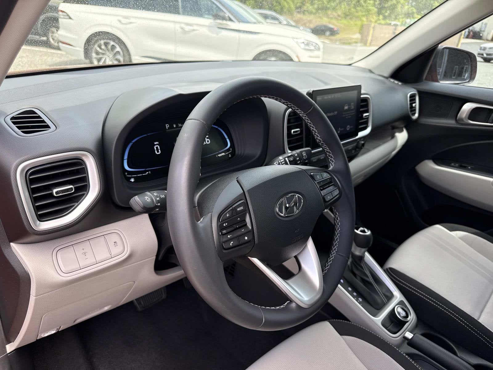 2024 Hyundai Venue SEL