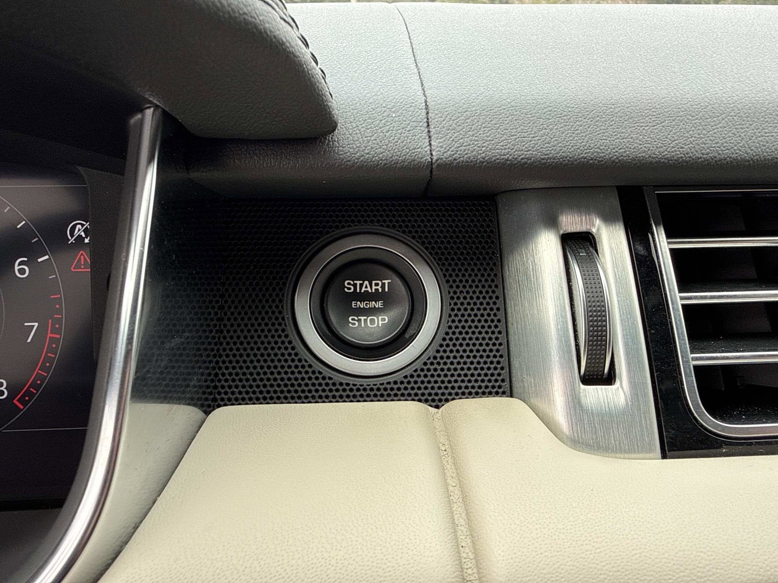 2021 Land Rover Range Rover P525 Westminster