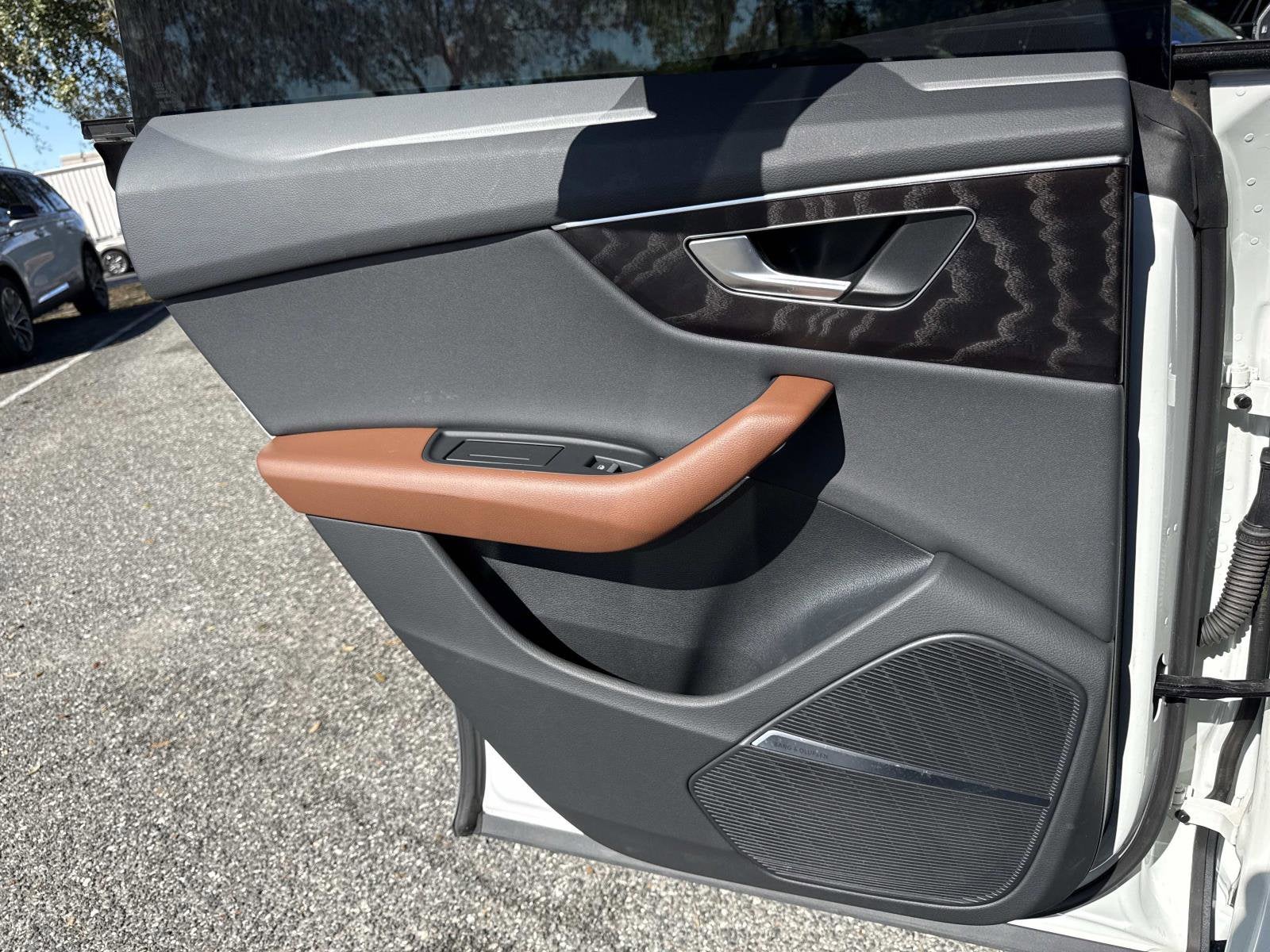 2022 Audi Q8 Premium Plus