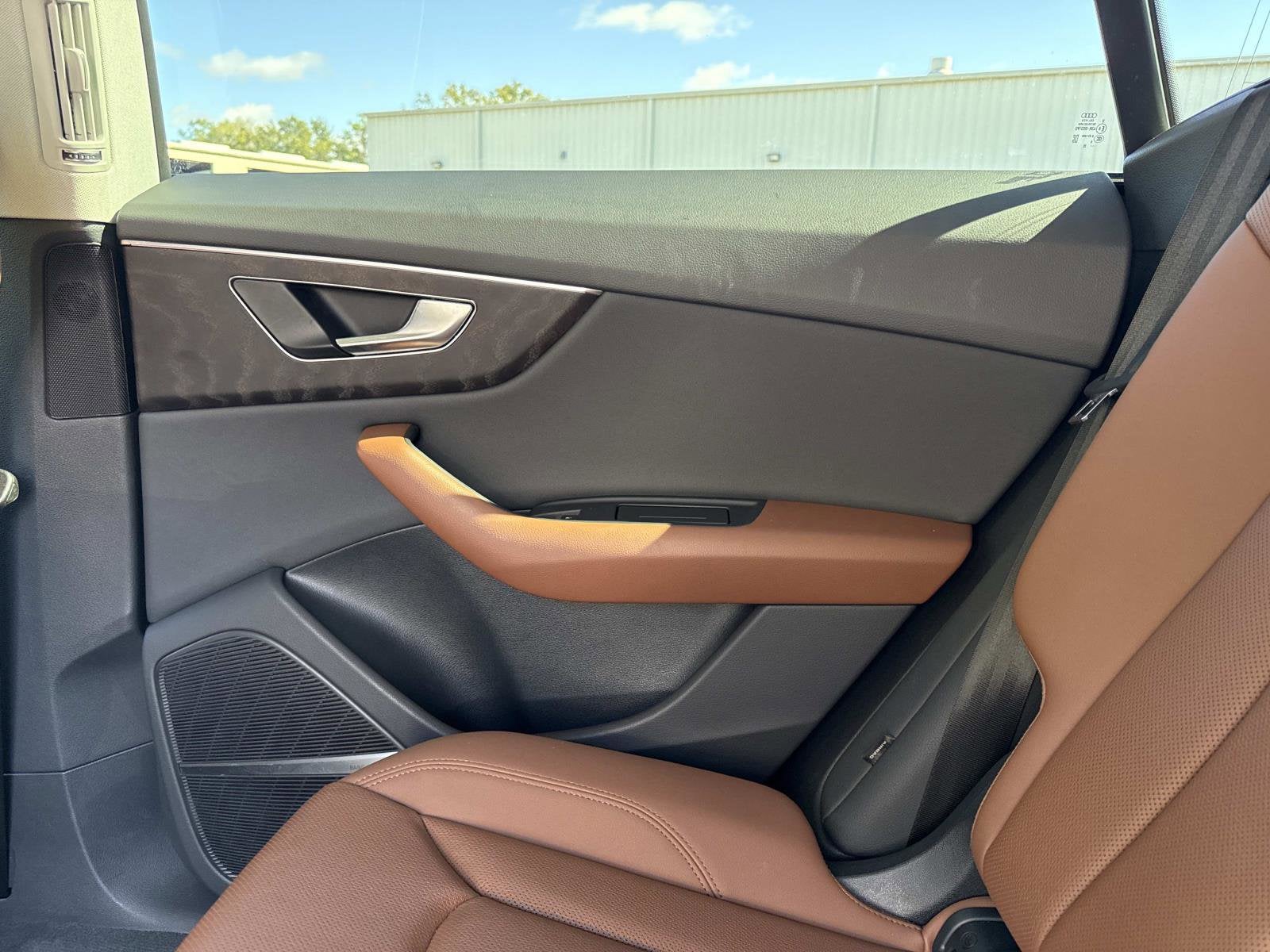 2022 Audi Q8 Premium Plus