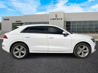 2022 Audi Q8 Premium Plus