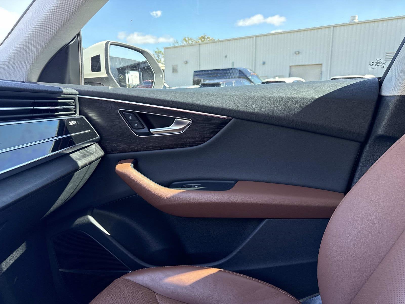 2022 Audi Q8 Premium Plus